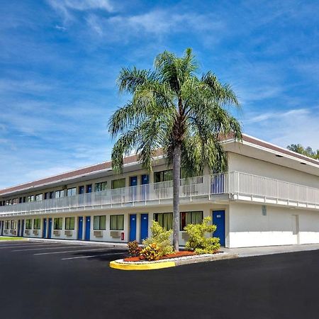 Motel 6 Dania Beach Exterior photo